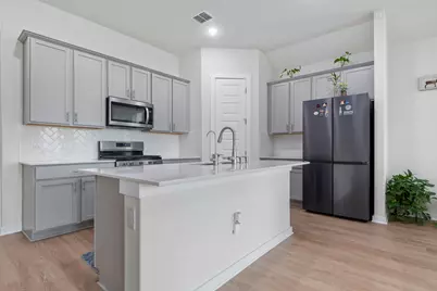 1813 Crow Hop View, Leander, TX 78641 - Photo 4