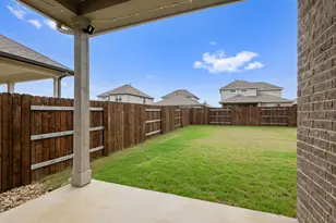 1813 Crow Hop Vw, Leander, TX 78641 - Photo 32