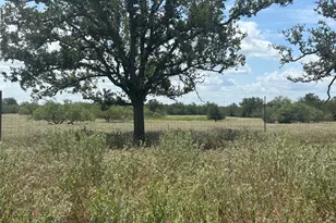 2238 Flash Cir, Luling, TX 78648 - Photo 10