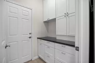 4033 Canyon Glen Cir, Austin, TX 78732 - Photo 16