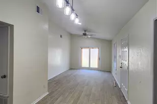 2107 Old W Pl, Round Rock, TX 78681 - Photo 2