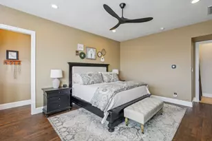 436 SANTALUZ Path, Austin, TX 78732 - Photo 6