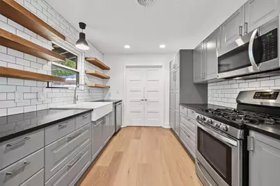 5600 Delwood Drive, Austin, TX 78723 - Photo 12