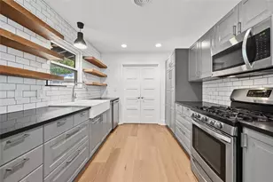 5600 Delwood Dr, Austin, TX 78723 - Photo 12