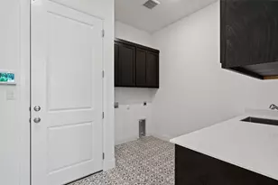2004 Crimson Sunset Cove, Georgetown, TX 78628 - Photo 16