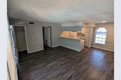 101 E 33rd Street #102, Austin, TX 78705 - Photo 1