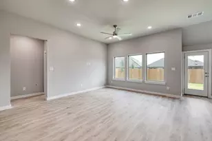 114 Malibu, Hutto, TX 78634 - Photo 6