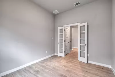 114 Malibu, Hutto, TX 78634 - Photo 14