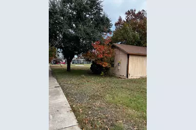 107 Main Street, Hutto, TX 78634 - Photo 6