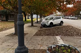 107 Main St, Hutto, TX 78634 - Photo 10