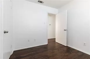 6005 Hogan Ave, Austin, TX 78741 - Photo 14