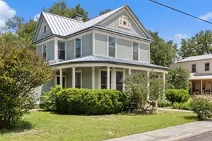 208 Ave G, Johnson City, TX 78636 - Photo 2