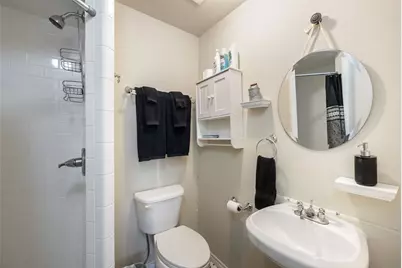 208 Avenue G, Johnson City, TX 78636 - Photo 30