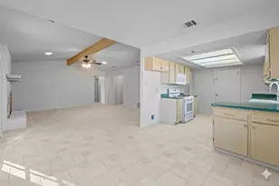 3904 Burr Oak Ln, Austin, TX 78727 - Photo 8