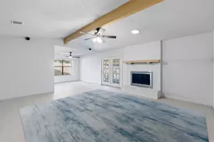 3904 Burr Oak Ln, Austin, TX 78727 - Photo 6