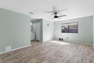 8007 Swindon Ln, Austin, TX 78745 - Photo 14