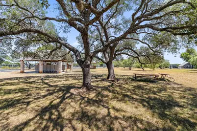 334 Coventry Road, Spicewood, TX 78669 - Photo 18