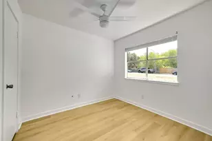 12820 Tomanet Trail, Austin, TX 78727 - Photo 20