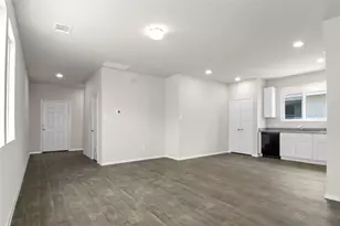 3035 Winding Creek Dr, Kyle, TX 78640 - Photo 8