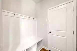 301 Banyon Dr, Liberty Hill, TX 78642 - Photo 8