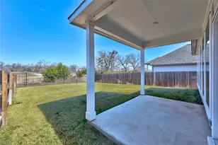 301 Banyon Dr, Liberty Hill, TX 78642 - Photo 10