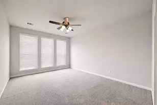 301 Banyon Dr, Liberty Hill, TX 78642 - Photo 6