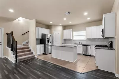 3451 Mayfield Ranch Boulevard #311, Round Rock, TX 78681 - Photo 4