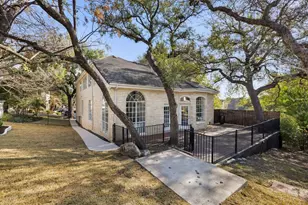 1815 Rue de Saint Tropez, Austin, TX 78746 - Photo 22