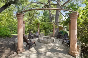 1815 Rue de Saint Tropez, Austin, TX 78746 - Photo 38