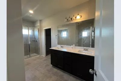 504 Star Garnet Drive, Jarrell, TX 76537 - Photo 12