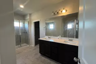 504 Star Garnet Dr, Jarrell, TX 76537 - Photo 12
