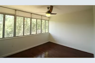 2410 Pemberton Parkway, Austin, TX 78703 - Photo 10