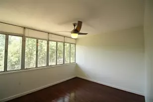 2410 Pemberton Pkwy, Austin, TX 78703 - Photo 10