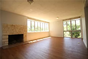 2410 Pemberton Pkwy, Austin, TX 78703 - Photo 16