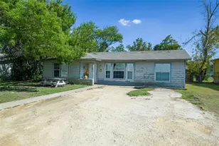 413 Patricia Dr, San Marcos, TX 78666 - Photo 14