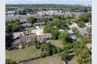 413 Patricia Drive, San Marcos, TX 78666 - Photo 8