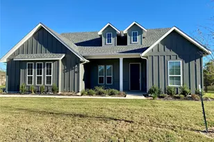 359 Raptor Beak Wy, Cedar Creek, TX 78612 - Photo 2