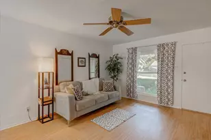 815 Hill Wood Dr, Austin, TX 78745 - Photo 8