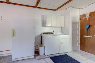 815 Hill Wood Dr, Austin, TX 78745 - Photo 14