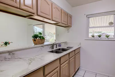 815 Hill Wood Drive, Austin, TX 78745 - Photo 10