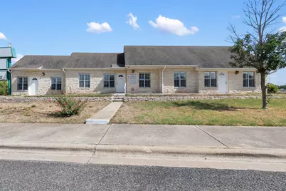 103 Thousand Oaks Boulevard, Georgetown, TX 78628 - Photo 2
