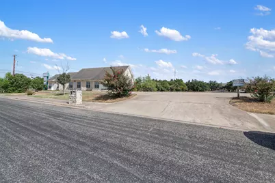 103 Thousand Oaks Boulevard, Georgetown, TX 78628 - Photo 34