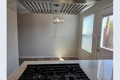 7800 Northcrest Boulevard #407, Austin, TX 78752 - Photo 10