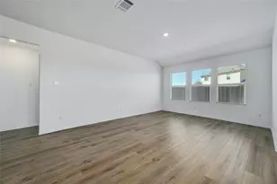 1015 Ascari Ct, Hutto, TX 78634 - Photo 14