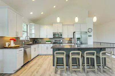 433 Venture Boulevard S, Point Venture, TX 78645 - Photo 10