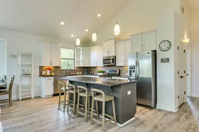 433 Venture Boulevard S, Point Venture, TX 78645 - Photo 10