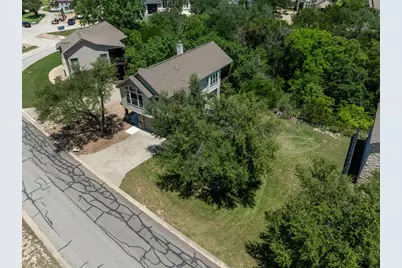 433 Venture Boulevard S, Point Venture, TX 78645 - Photo 24