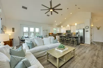 433 Venture Boulevard S, Point Venture, TX 78645 - Photo 8