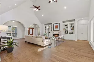 187 Stephen F Austin Blvd, Bastrop, TX 78602 - Photo 8