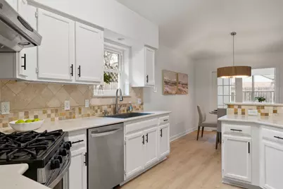 8104 Doe Meadow Drive, Austin, TX 78749 - Photo 22